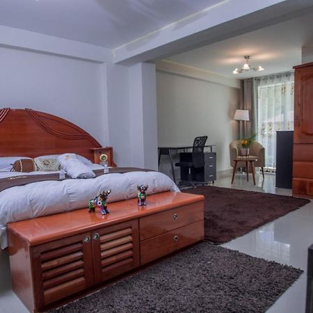 Jk Guzman Suite Hotel Challhuahuacho Kültér fotó